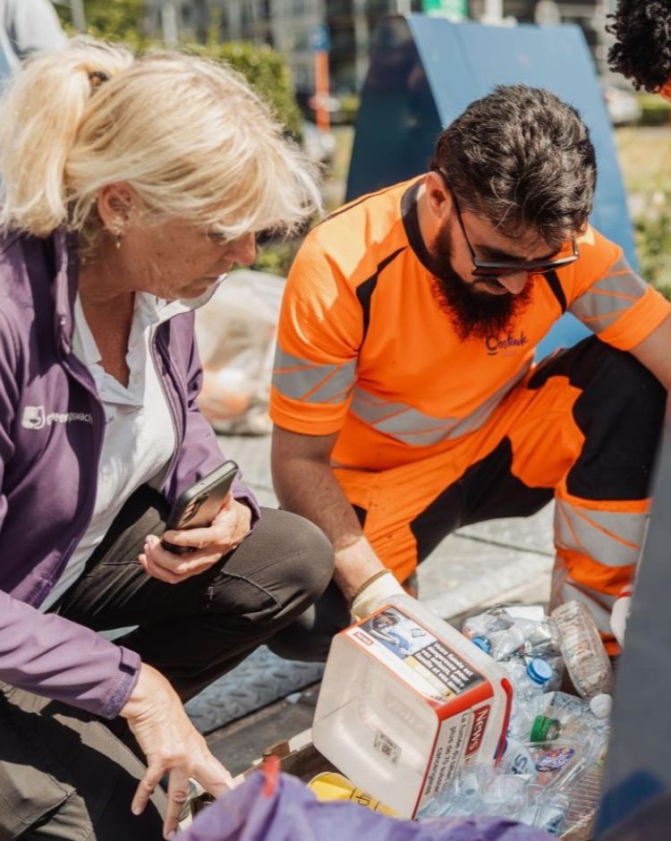 handhaving bij sluikstort aan glascontainer
