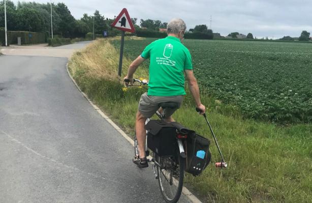 Mooimaker Johny op de fiets