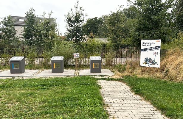 Foto Geel - afvalstraat