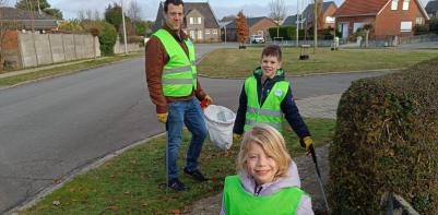 Peter, Jesse en Ellis op zwerfvuilronde